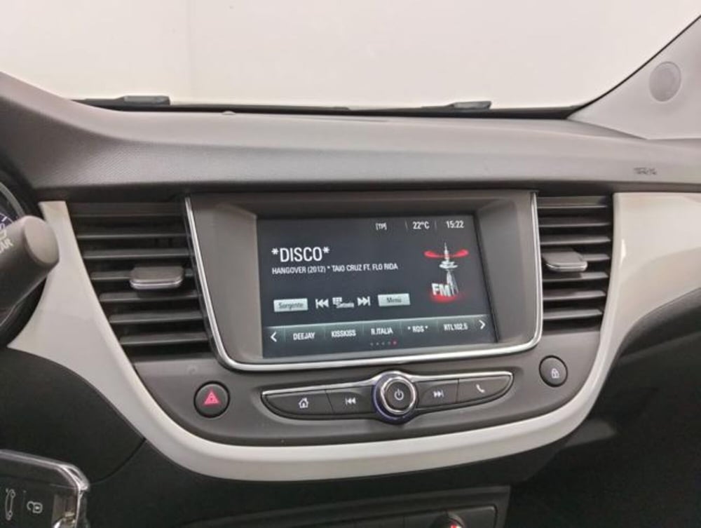 Opel Crossland X usata a Como (12)