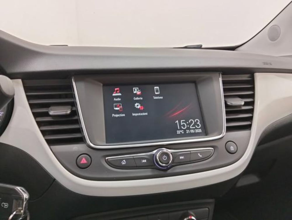 Opel Crossland X usata a Como (13)