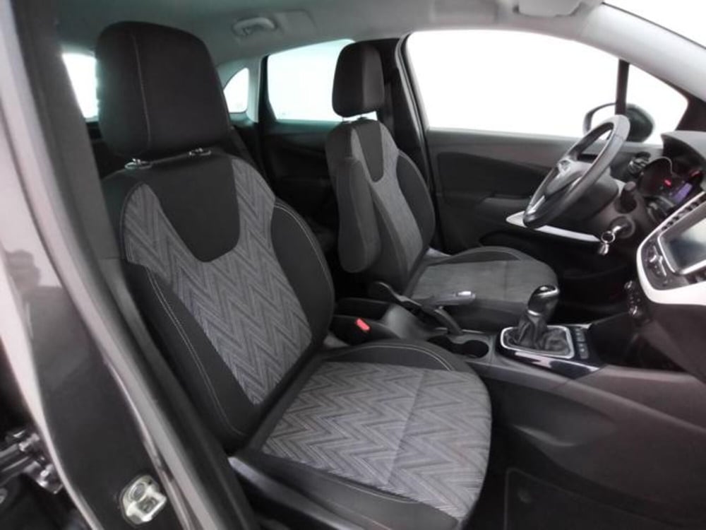 Opel Crossland X usata a Como (3)
