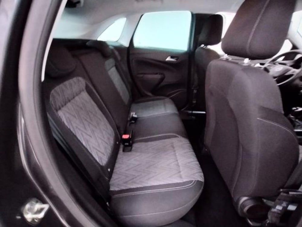 Opel Crossland X usata a Como (5)