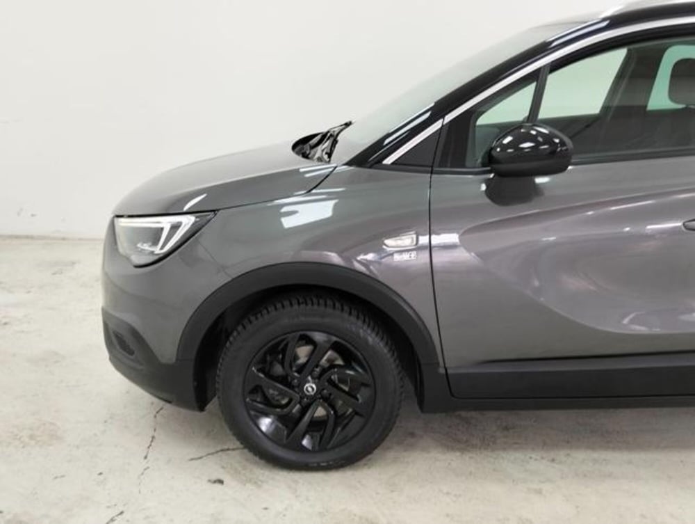 Opel Crossland X usata a Como (8)