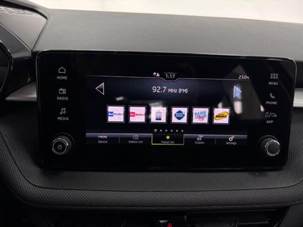 Skoda Fabia usata a Como (11)