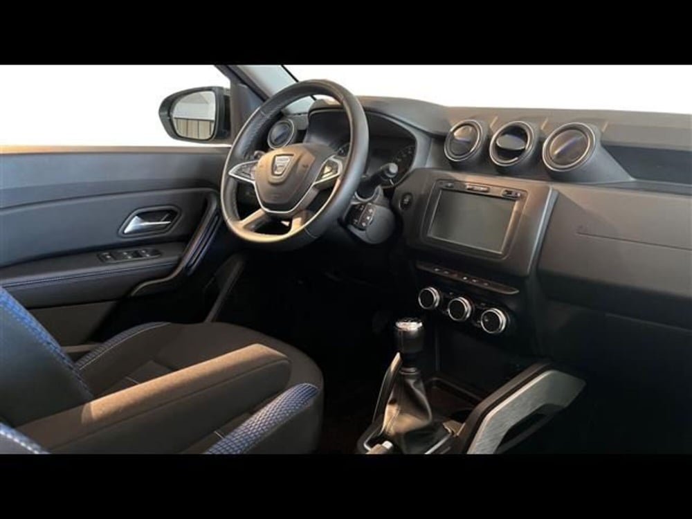 Dacia Duster usata a Firenze (12)