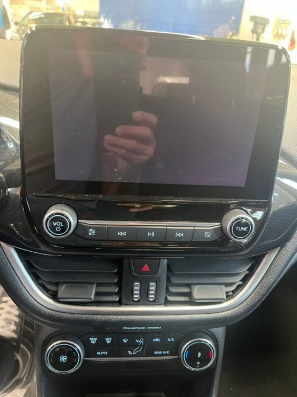 Ford Fiesta usata a Lodi (10)