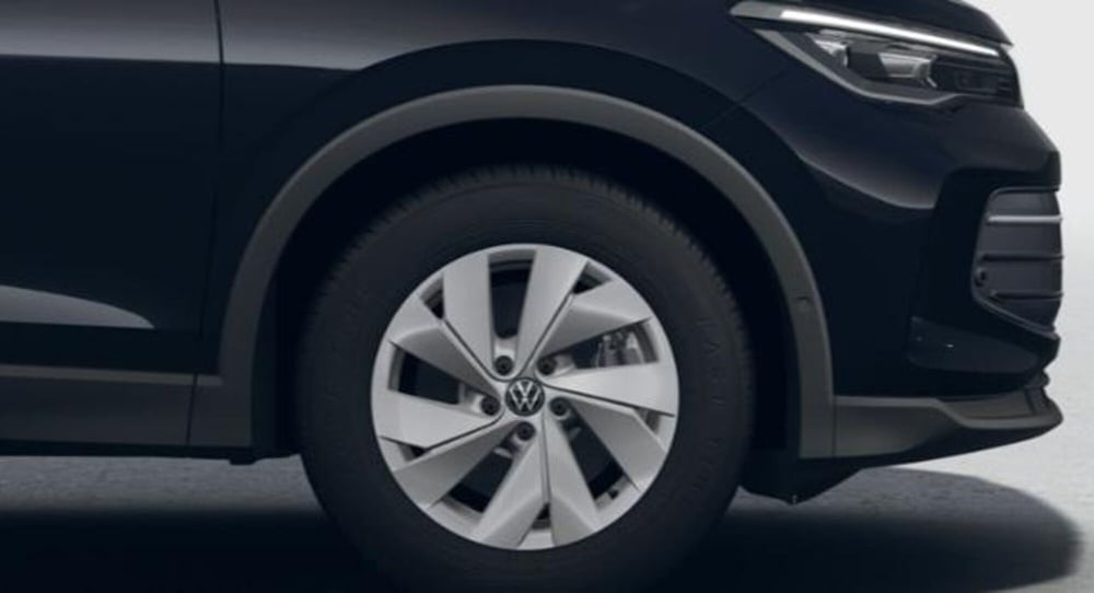Volkswagen Tiguan usata a Milano (4)
