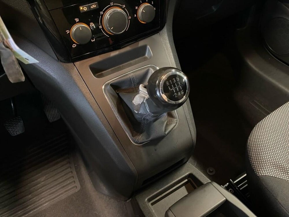 Opel Zafira usata a Torino (11)
