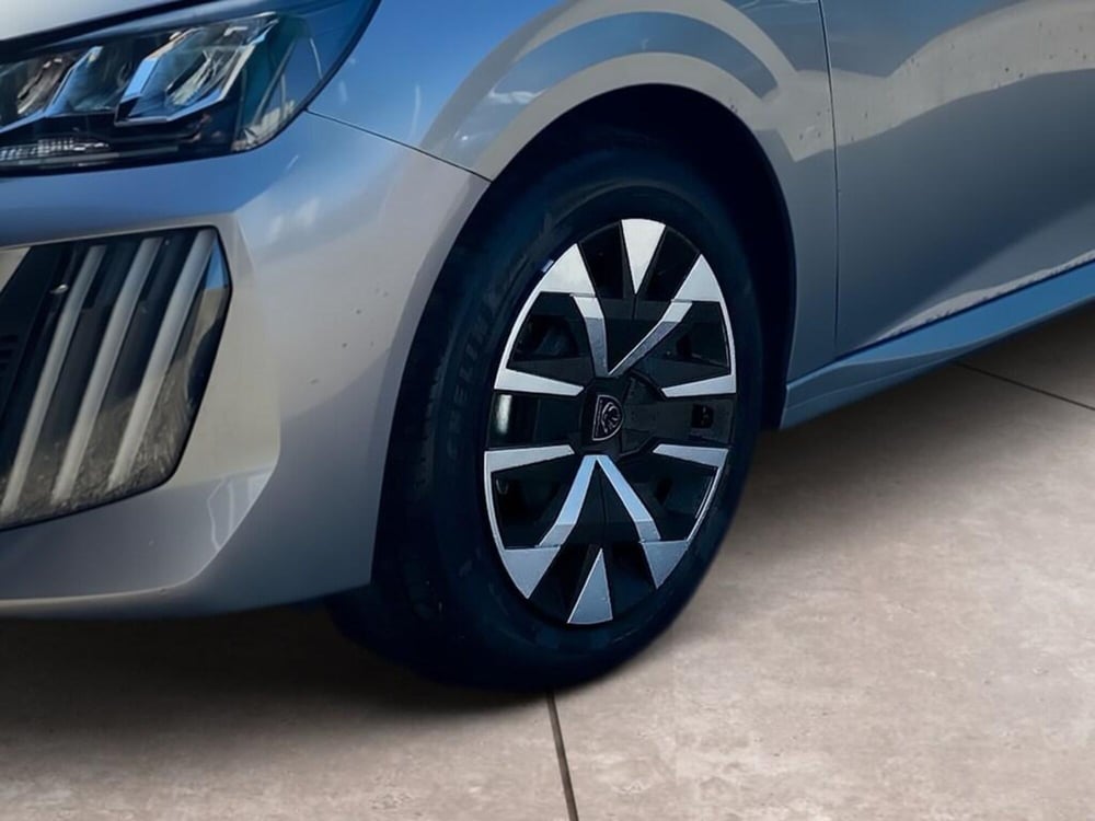 Peugeot 208 nuova a Torino (14)