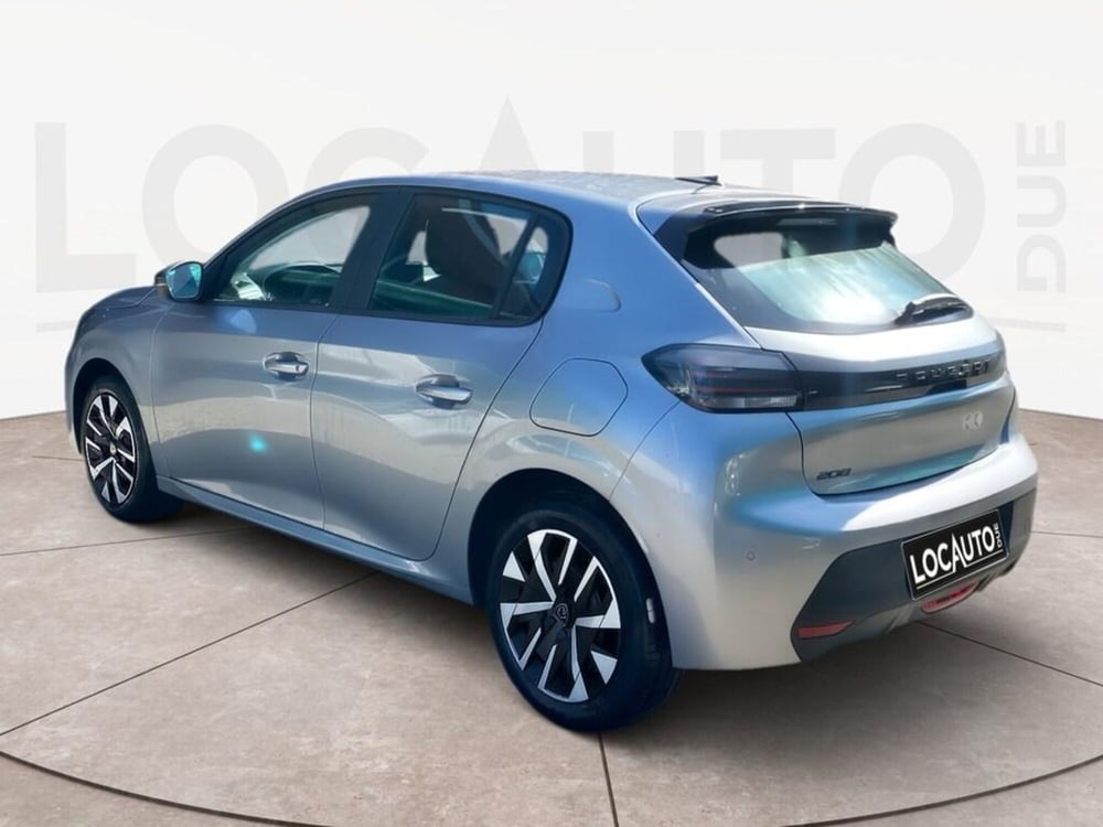 Peugeot 208 nuova a Torino (5)