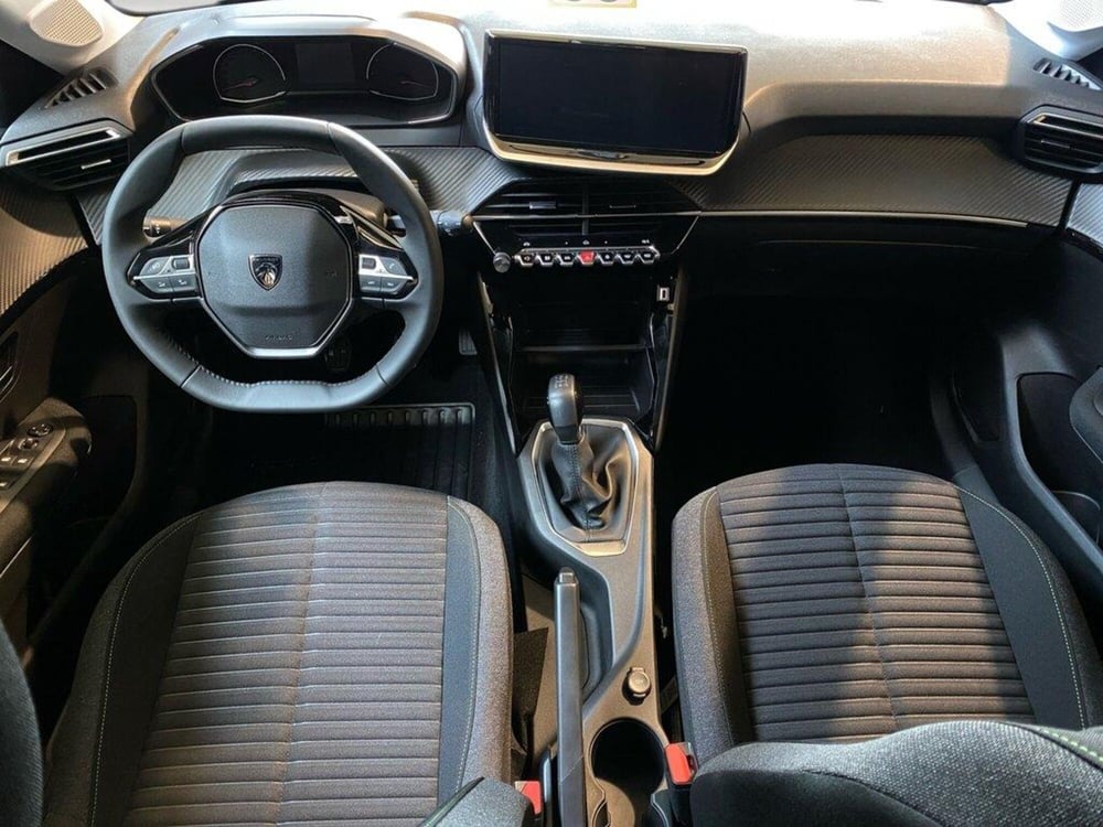 Peugeot 208 nuova a Torino (6)