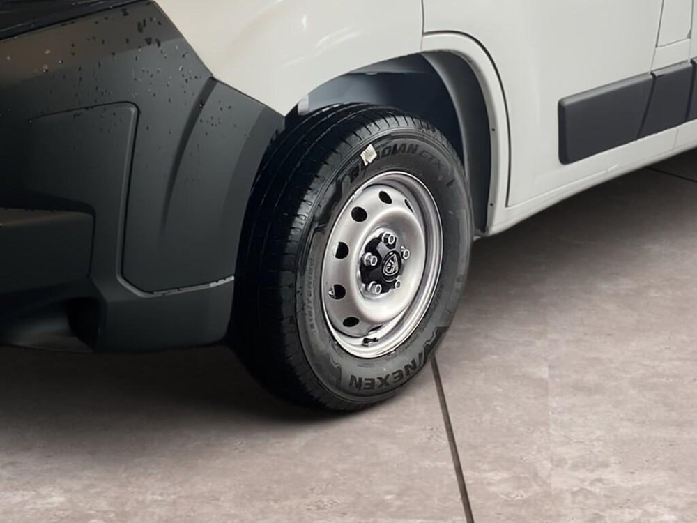 Peugeot Boxer Furgone nuova a Torino (15)