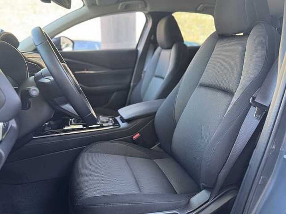 Mazda CX-30 usata a Genova (8)