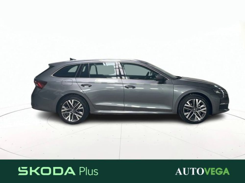 Skoda Octavia Station Wagon nuova a Vicenza (3)