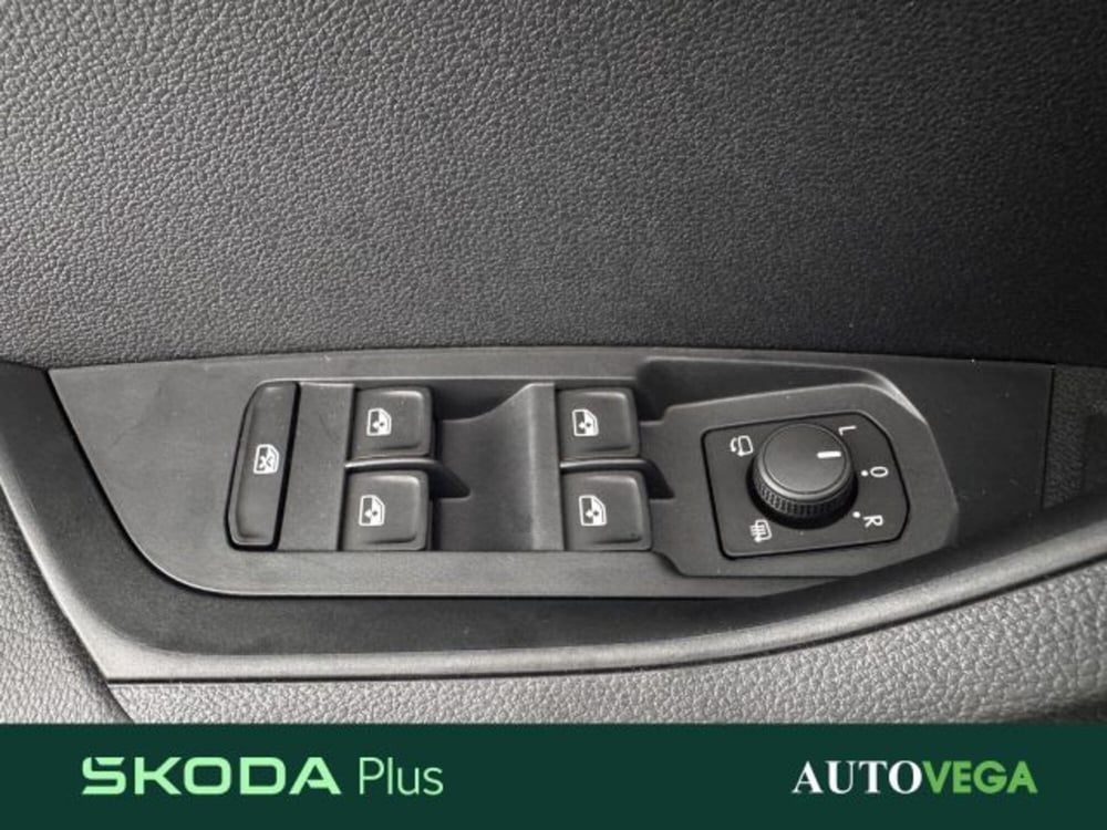 Skoda Karoq nuova a Vicenza (11)