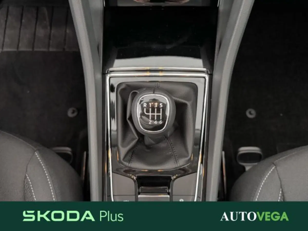Skoda Karoq nuova a Vicenza (17)