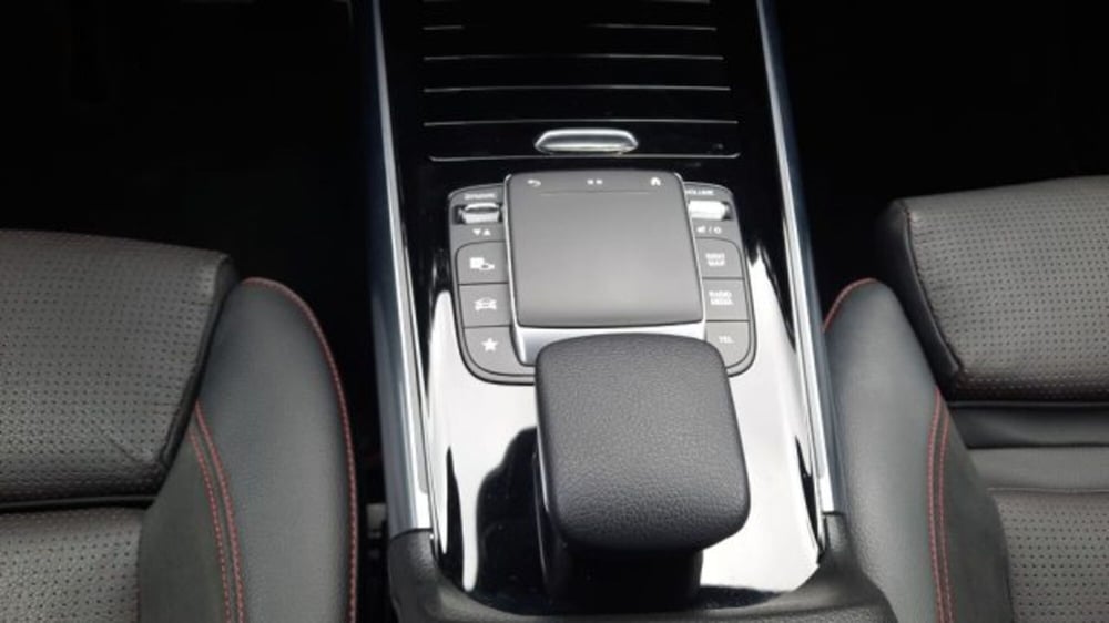 Mercedes-Benz GLA SUV usata a Verona (14)