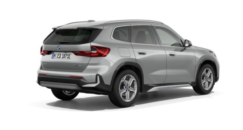 BMW iX1 nuova a Verona (2)