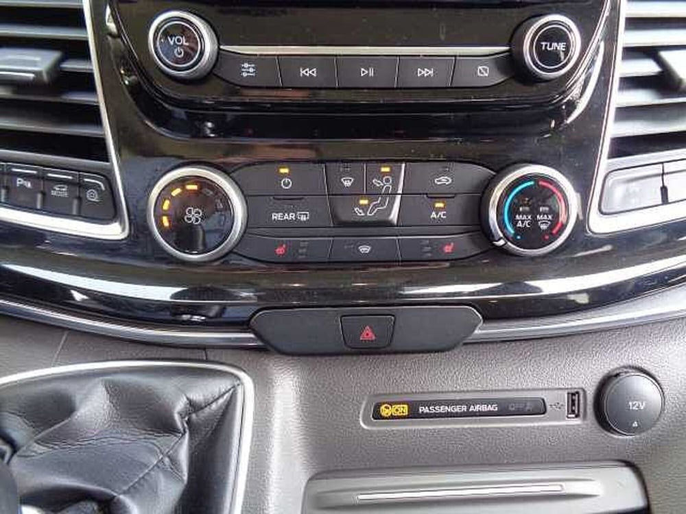 Ford Tourneo Custom usata a Treviso (16)