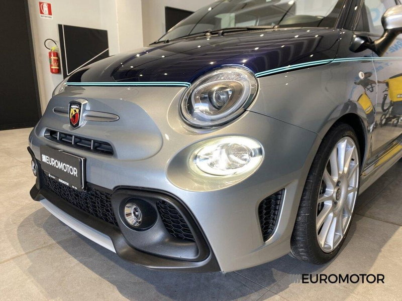Abarth 695 Cabrio usata a Bari (7)