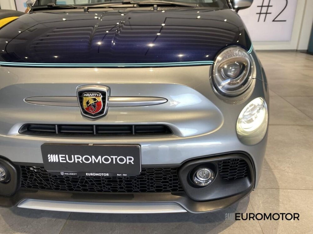 Abarth 695 Cabrio usata a Bari (8)