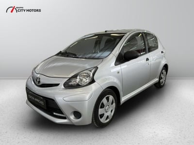 Toyota Aygo 1.0 12V VVT-i 5 porte Active Connect del 2012 usata a Monza