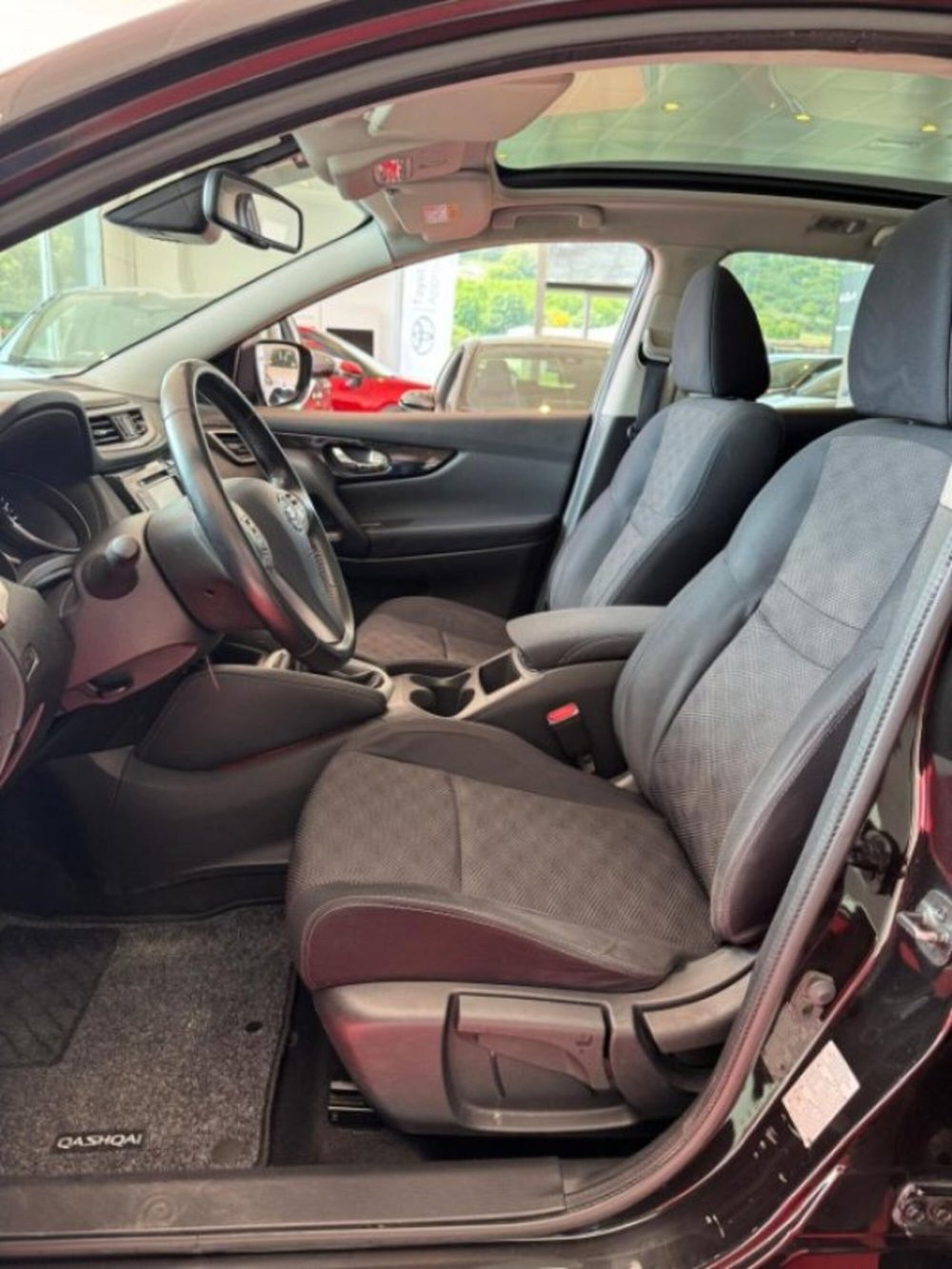 Nissan Qashqai usata a Sassari (7)