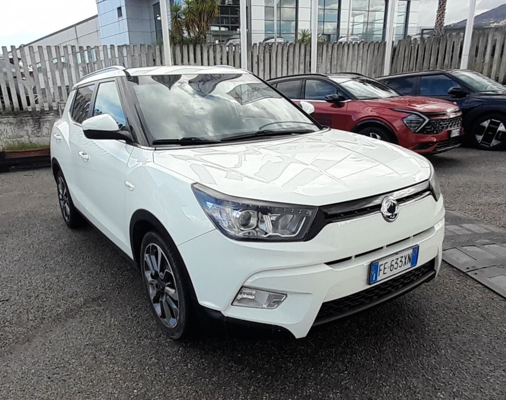 Ssangyong Tivoli usata a Cosenza (3)