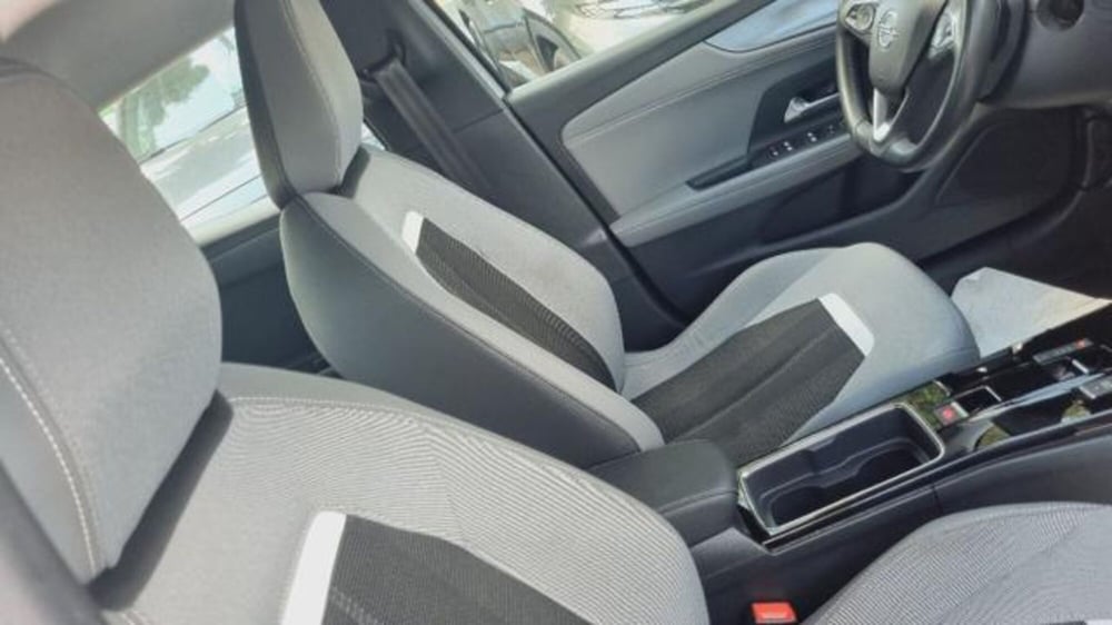 Opel Mokka usata a Savona (19)