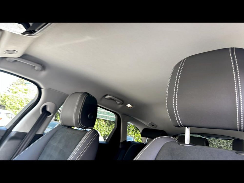 Land Rover Range Rover Velar usata a Varese (11)