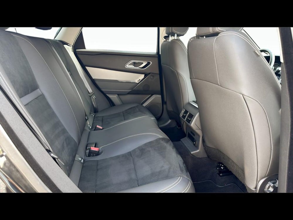 Land Rover Range Rover Velar usata a Varese (5)
