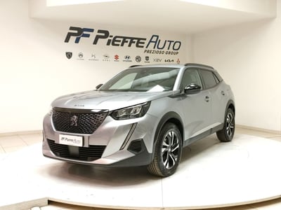 Peugeot 2008 PureTech 130 S&amp;S Allure Pack del 2023 usata a L&#039;Aquila