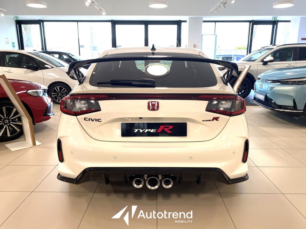 Honda Civic nuova a Bari (4)