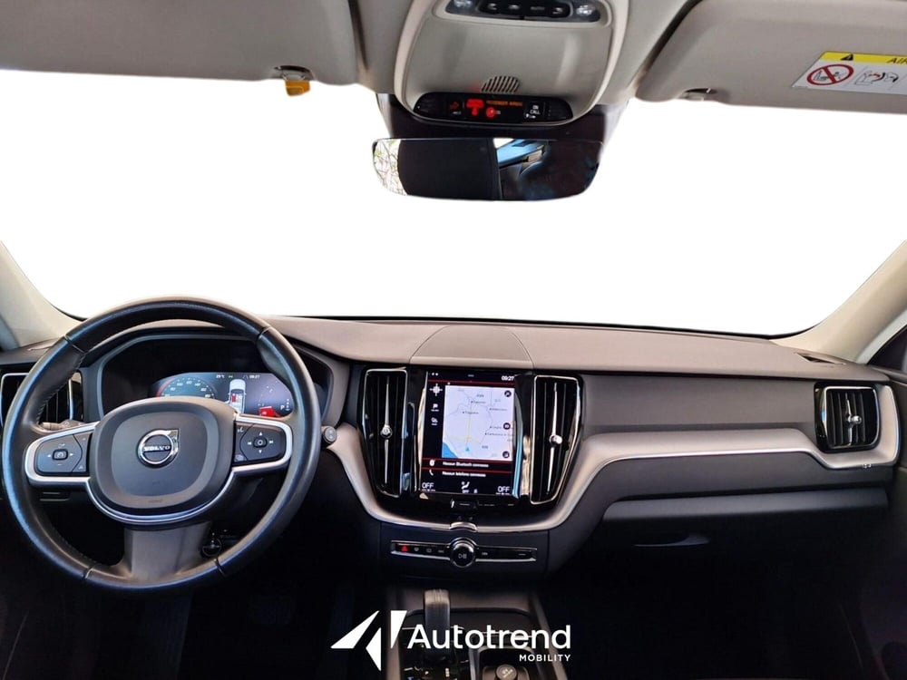 Volvo XC60 usata a Bari (8)