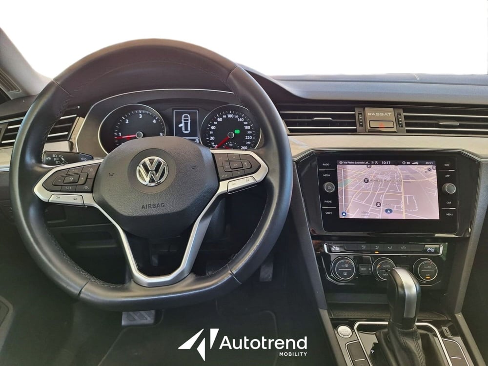Volkswagen Passat Variant usata a Bari (9)