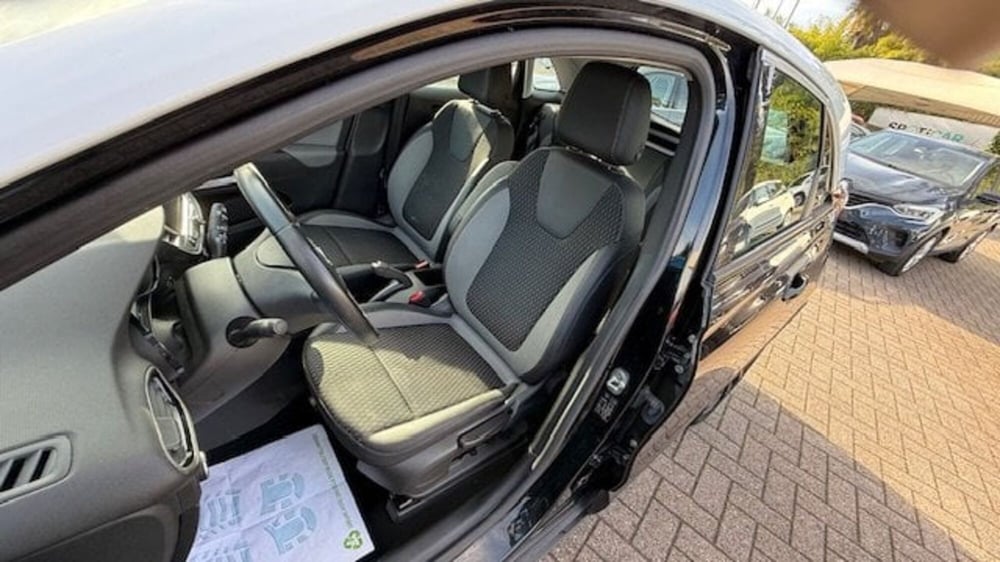 Opel Crossland X usata a Como (10)