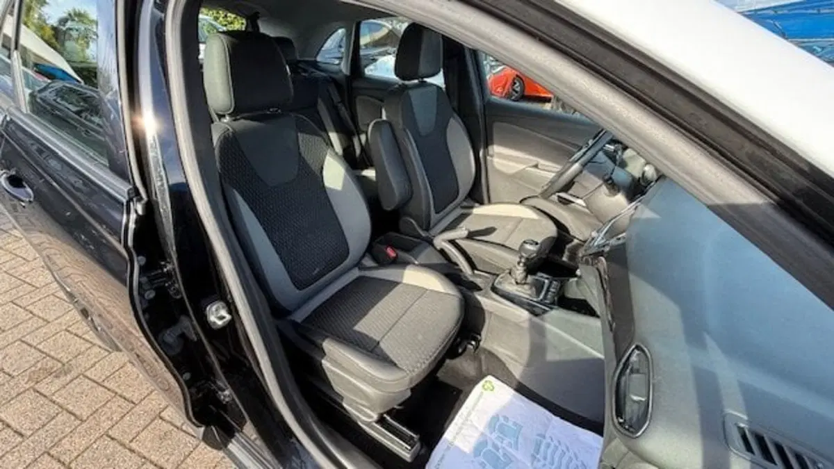 Opel Crossland X usata a Como (14)