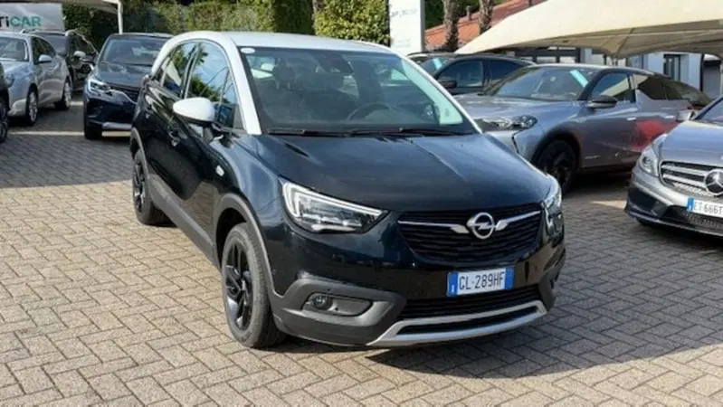 Opel Crossland X usata a Como (7)