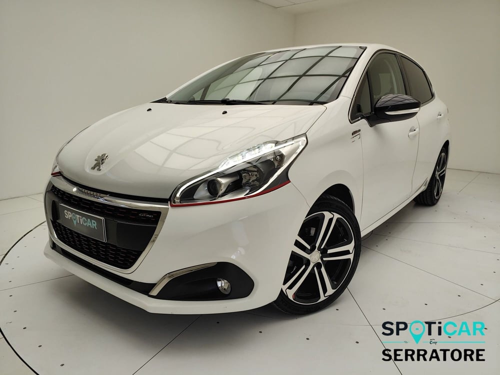 Peugeot 208 usata a Como