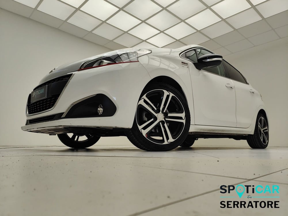 Peugeot 208 usata a Como (3)