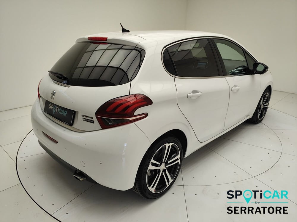 Peugeot 208 usata a Como (5)