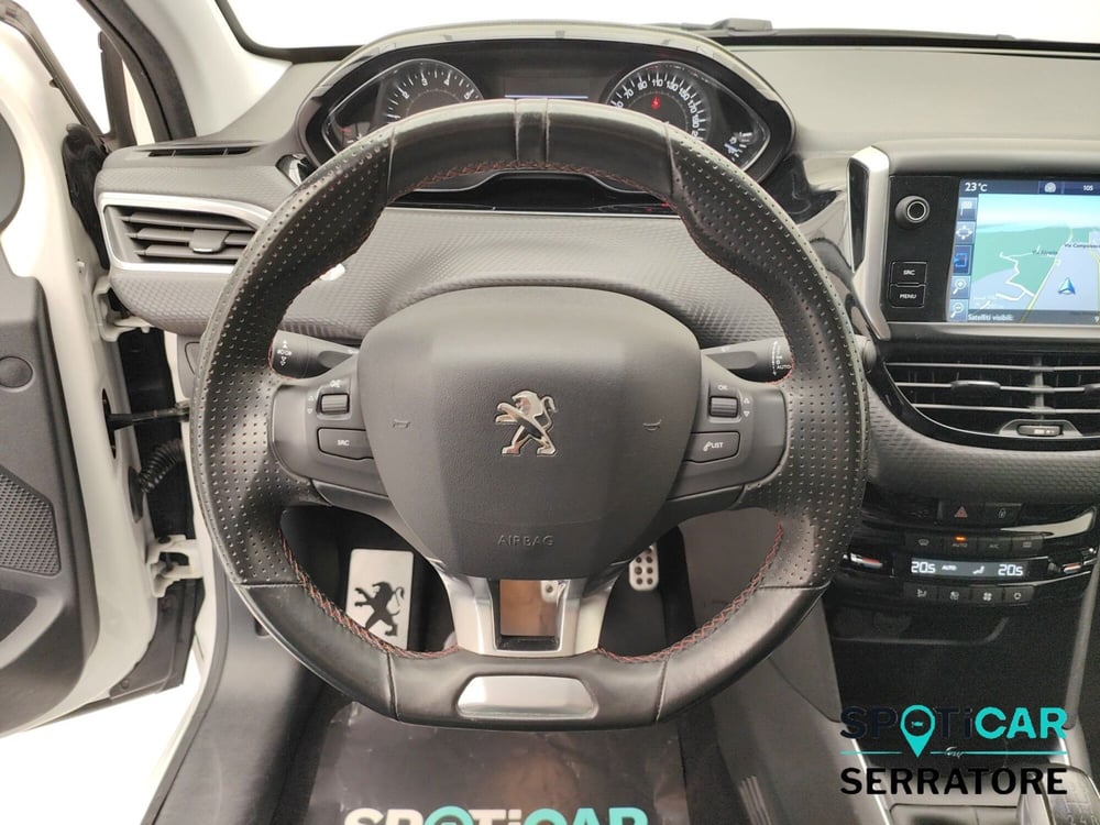 Peugeot 208 usata a Como (8)