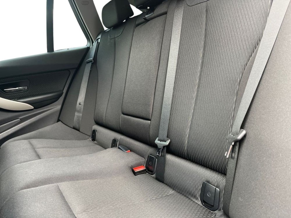 BMW Serie 3 Touring usata a Sondrio (11)