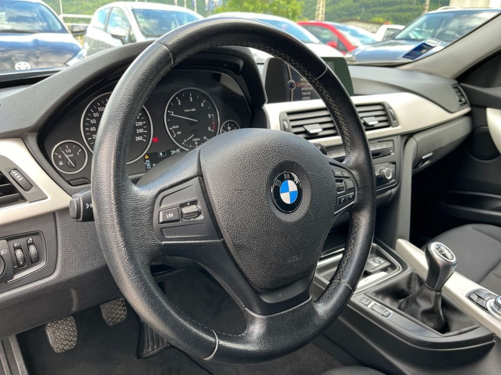BMW Serie 3 Touring usata a Sondrio (15)