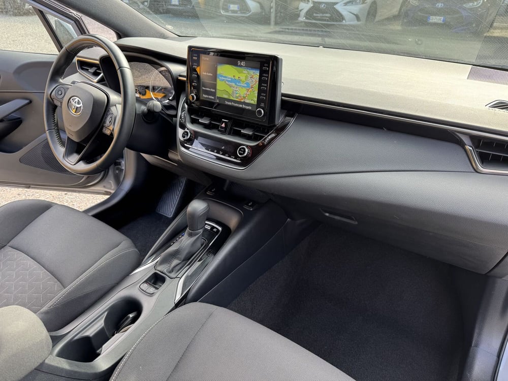 Toyota Corolla Touring Sports usata a Como (6)