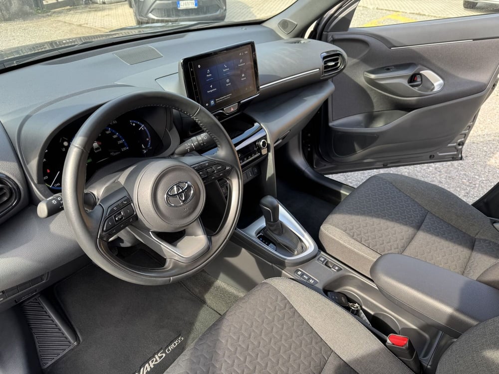 Toyota Yaris Cross usata a Como (10)