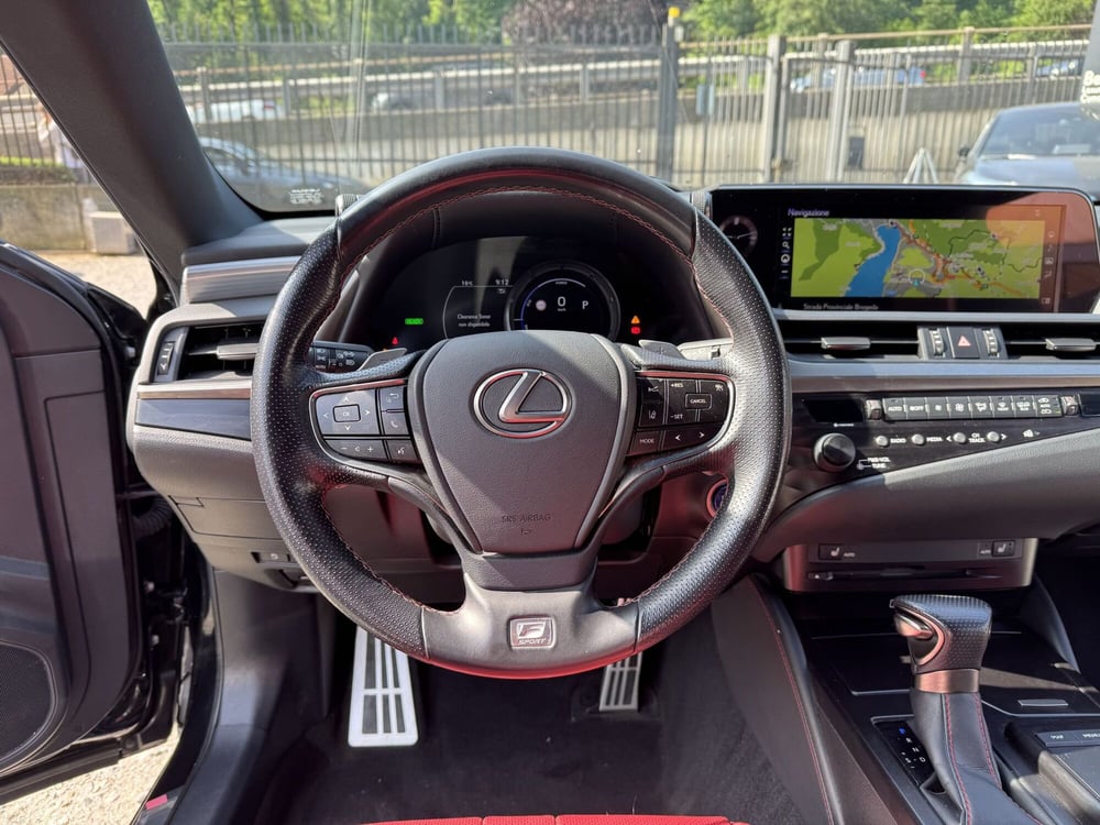 Lexus ES usata a Como (9)