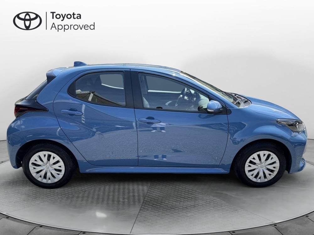 Toyota Yaris usata a Como (12)