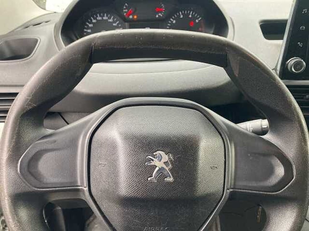 Peugeot Rifter usata a Messina (12)