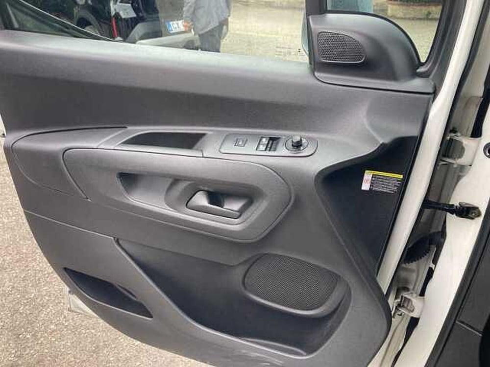 Peugeot Rifter usata a Messina (14)