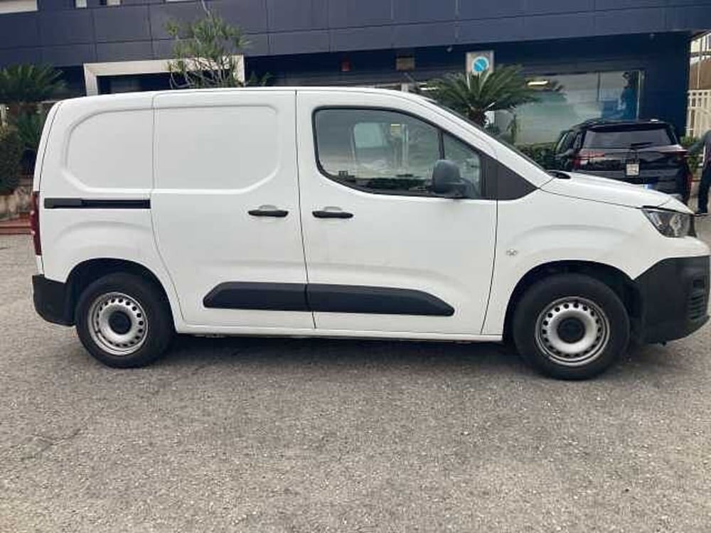 Peugeot Rifter usata a Messina (9)