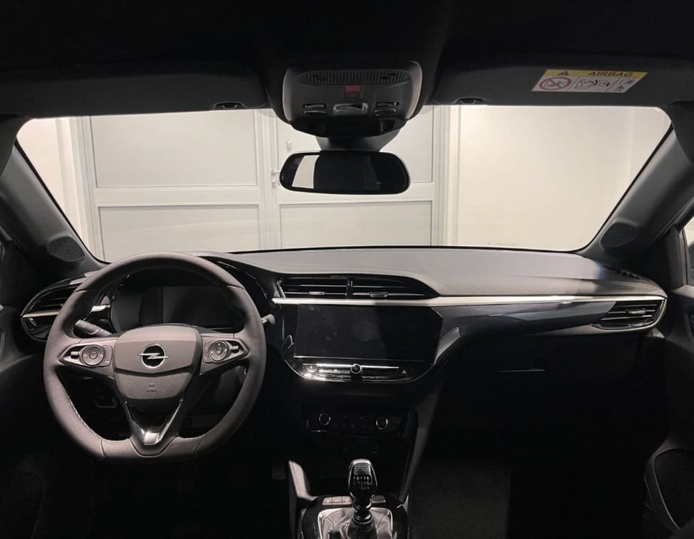 Opel Corsa nuova a Ferrara (7)